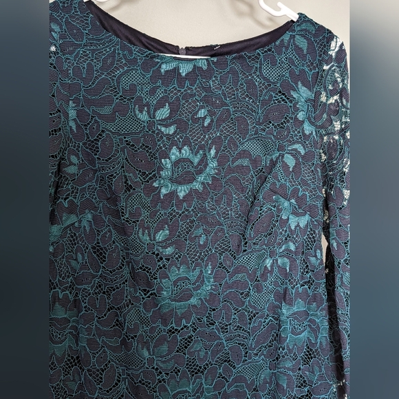 Jessica Howard Bell Sleeve Lace Dress - Picture 9 of 13